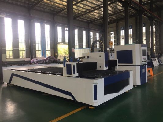 Edelstahl-Laser CNC schnitt Maschine 3000W 12mm Raytools